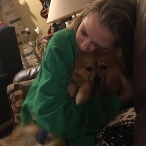 Meet your Posher, Elise